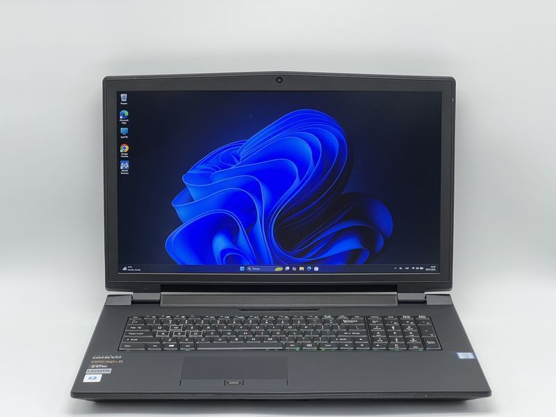 Ноутбук Sager X95 P770DM / 17 IPS 60Гц 1920x1080 / i7-6700K / RAM 16 GB / SSD 120 GB / HDD 1000 GB / NVIDIA GeForce GTX 980M / Клас A- / БУ SGRX95P770DMI798012016IAM фото від Pixel