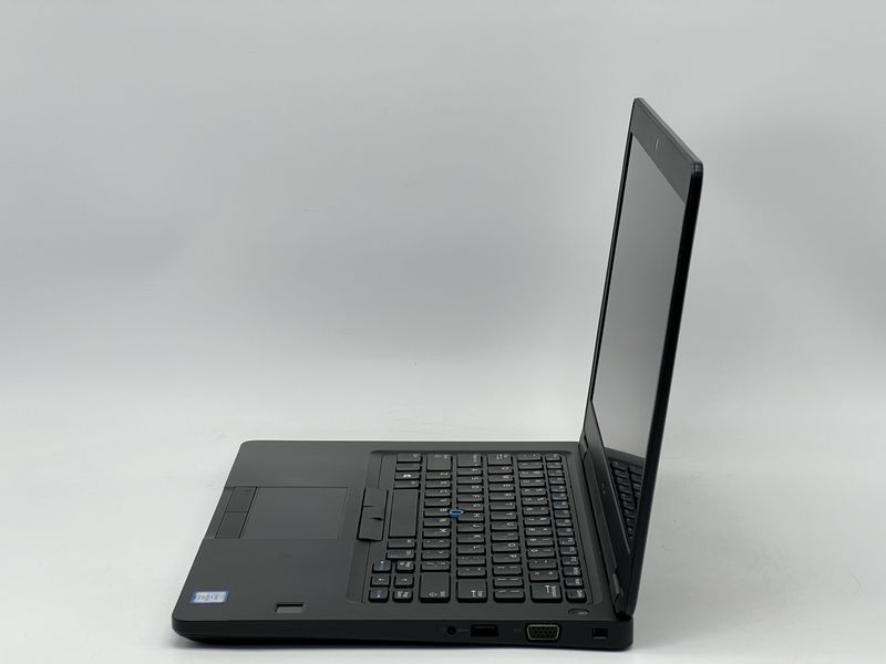 Ноутбук Dell Latitude 5490 / 14 IPS 60Гц 1920x1080 / i5-7300U / RAM 8 GB / SSD 240 GB / Intel HD Graphics 620 / Клас A- / БУ DLLLTTD5490I52408IAM фото від Pixel