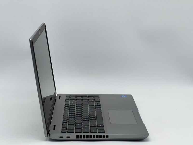 Ноутбук Dell Precision 3561 / 15 IPS 60Гц 1920x1080 / i5-11400H / RAM 16 GB / SSD 240 GB / Nvidia Quadro T600 / Клас A- / БУ DLLPRCSN3561I560024016IAM фото від Pixel
