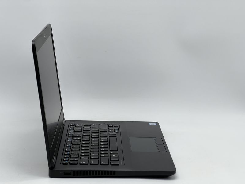 Ноутбук Dell Latitude E5470 / 14 TN 60Гц 1366x768 / i5-6300U / RAM 8 GB / SSD 240 GB / Intel HD Graphics 520 / Клас A- / БУ DLLLTTD5470I52408TAM фото від Pixel