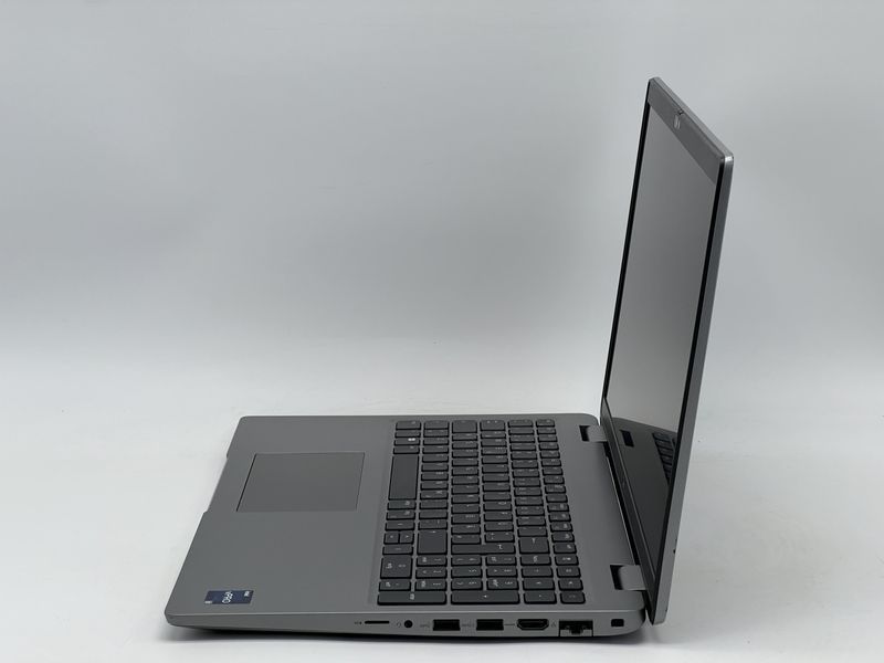 Ноутбук Dell Latitude 5540 / 15 IPS 60Гц 1920x1080 / i7-1370P / RAM 16 GB / SSD 480 GB / Intel UHD Graphics / Клас A- / БУ DLLLTTD5540I748016IAM фото від Pixel