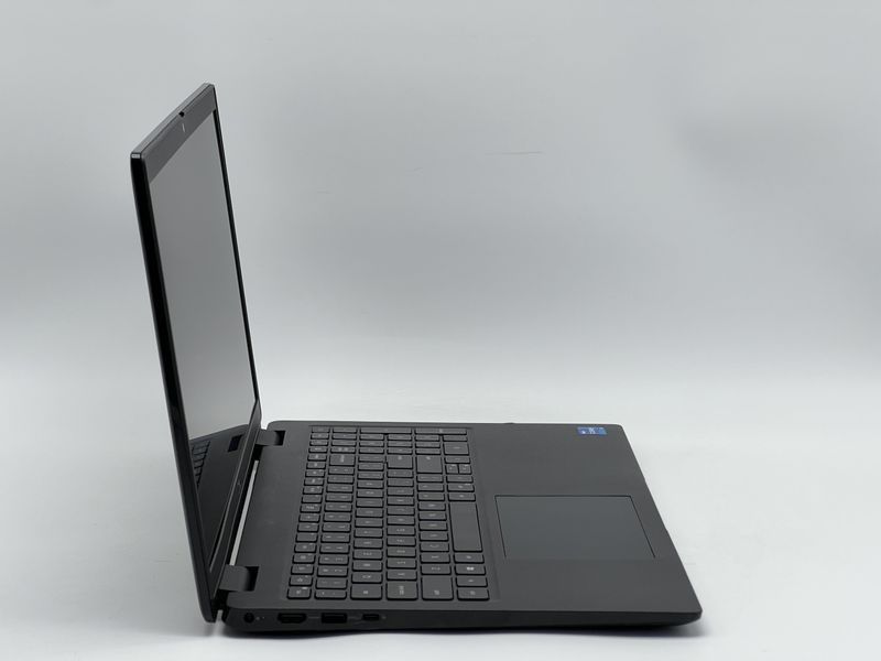 Ноутбук Dell Latitude 3520 / 15 IPS 60Гц 1920x1080 / i5-1135G7 / RAM 16 GB / SSD 240 GB / Iris Xe Graphics / Клас B / БУ DLLLTTD3520I524016IB фото від Pixel
