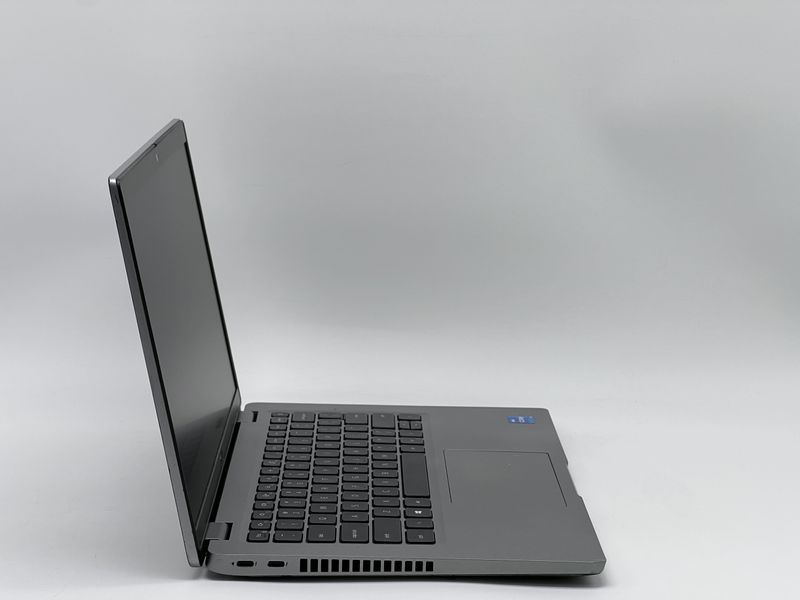 Ноутбук Dell Latitude 5420 / 14 TN 60Гц 1366x768 / i5-1145G7 / RAM 16 GB / SSD 240 GB / Intel Iris Xe Graphics / Клас B / БУ DLLLTTD5420I524016TB фото від Pixel