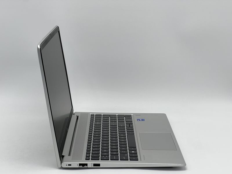 Ноутбук HP ProBook 450 G10 / 15 IPS 60Гц 1920x1080 / i7-1355U / RAM 16 GB / SSD 240 GB / Intel Iris Xe Graphics / Клас B / БУ HPPRBK450G10I724016IB фото від Pixel
