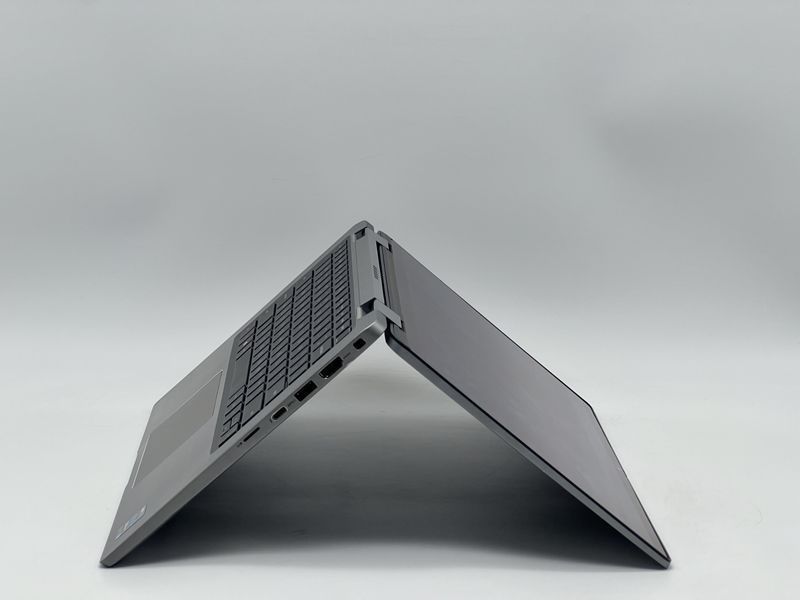 Трансформер Dell Latitude 7420 2-in-1 / 14 IPS 60Гц 1920x1080 Touch / i7-1185G7 / RAM 16 GB / SSD 240 GB / Intel Iris Xe Graphics / Клас A- / БУ DLLLTTD74202N1I724016ITAM фото від Pixel