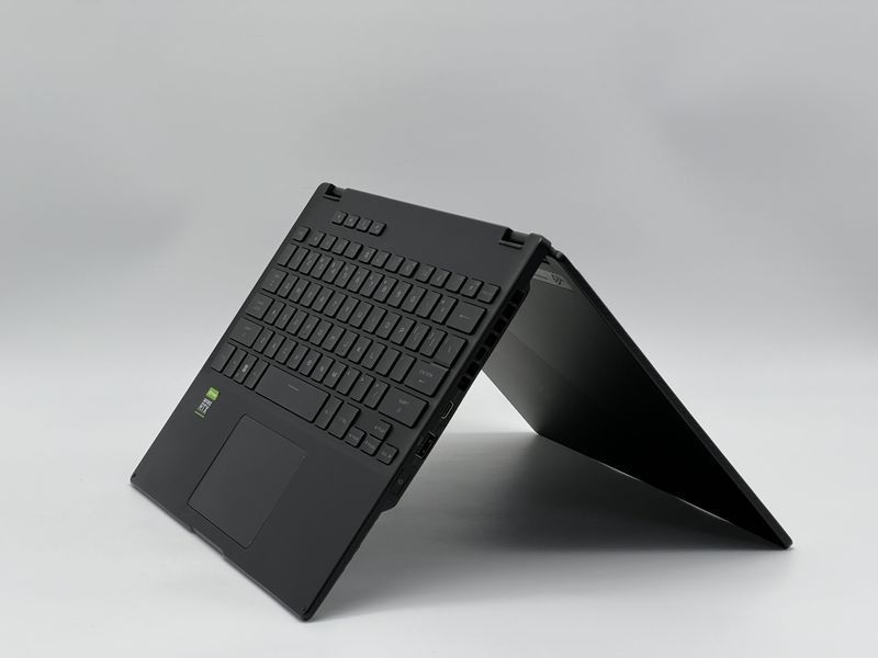 Трансформер Asus ROG Flow X13 GV301RE-X13.R93050T / 13 IPS 120Гц 1920x1080 Touch / AMD Ryzen 7 6800HS / RAM 16 GB / SSD 960 GB / NVIDIA GeForce RTX 3050 Ti / Клас A- / БУ SSRGFLWX13GV301RX13R93050TA305096016IAM фото від Pixel