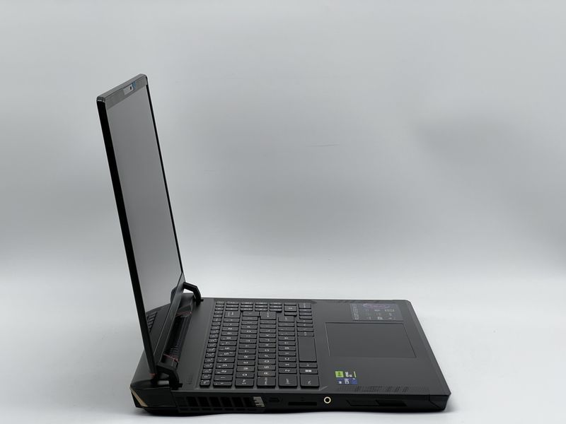 Ноутбук MSI Raider GE68HX 13VF / 16 IPS 240Гц 2560 x 1600 / i9-13950HX / RAM 32 GB / SSD 960 GB / NVIDIA GeForce RTX 4060 / Клас A- / БУ MSRDRG68HX13VFI9406096032IAM фото від Pixel