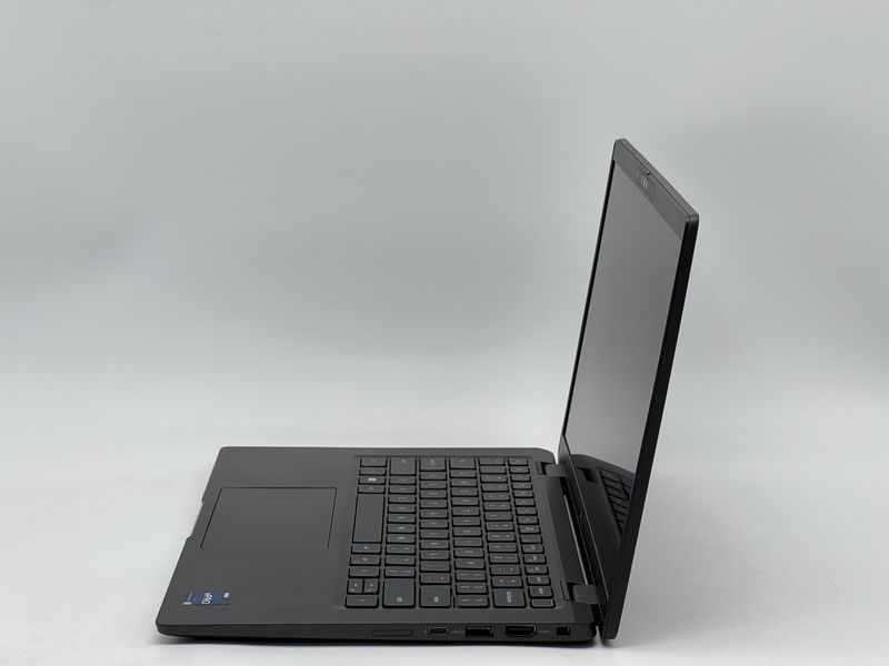 Ноутбук Dell Latitude 7430 / 14 IPS 60Гц 1920x1080 / i7-1265U / RAM 32 GB / SSD 240 GB / Intel Iris Xe Graphics / Клас B / БУ DLLLTTD7430I724032IB фото від Pixel
