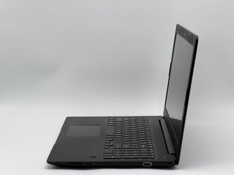 Ноутбук Dell Latitude 3590 / 15 TN 60Гц 1366x768 / i5-8250U / RAM 8 GB / SSD 240 GB / HDD 500 GB / Intel UHD Graphics 620 / Клас A- / БУ DLLLTTD3590I52408TAM фото від Pixel