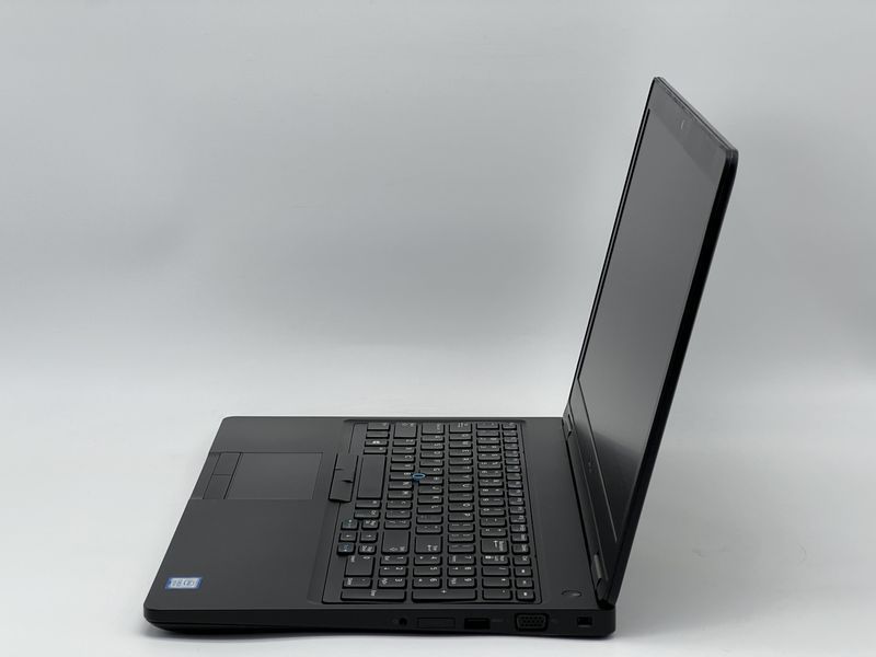 Ноутбук Dell Latitude 5590 / 15 IPS 60Гц 1920x1080 / i5-8350U / RAM 16 GB / SSD 240 GB / Intel UHD Graphics 620 / Клас A- / БУ DLLLTTD5590I524016IAM фото від Pixel
