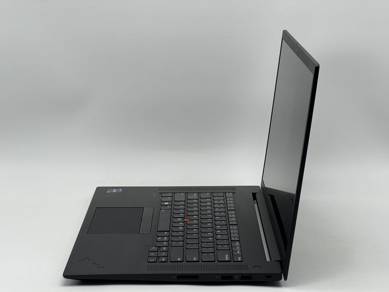 Ноутбук Lenovo ThinkPad P1 Gen 5 / 16 IPS 60Гц 1920x1200 / i7-12800H / RAM 16 GB / SSD 480 GB / NVIDIA RTX A1000 / Клас A- / БУ LNVTHNKPDP1GN5I7100048016IAM фото від Pixel