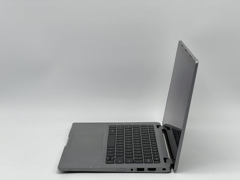 Трансформер Dell Latitude 5320 2-in-1 / 13 IPS 60Гц 1920x1080 Touch / i7-1185G7 / RAM 16 GB / SSD 240 GB / Intel Iris Xe Graphics / Клас B / БУ DLLLTTD53202N1I724016IB фото від Pixel