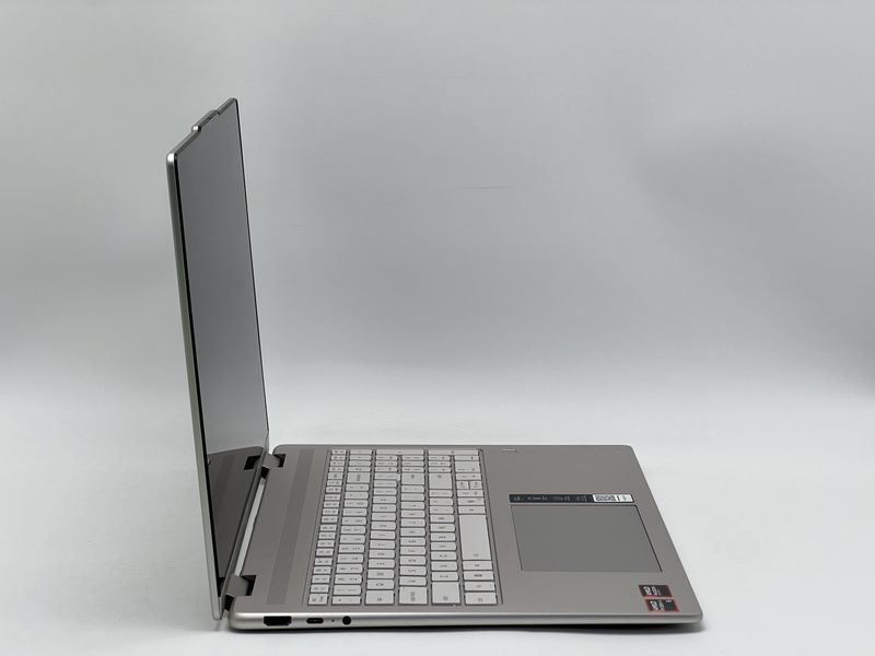 Трансформер Lenovo Yoga 7 2-in-1 16AKP10 / 16 IPS 60Гц 1920x1200 Touch / AMD Ryzen AI 5 340 / RAM 16 GB / SSD 480 GB / Radeon 840M / Клас A / БУ LNVG72N116KP10A48016IA фото від Pixel
