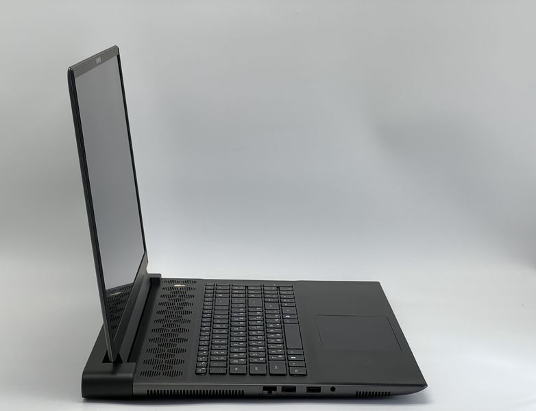 Ноутбук Dell Alienware m18 r1 / 18 IPS 165Гц 2560x1600 / AMD Ryzen 9 7945HX / RAM 32 GB / SSD 2048 GB / AMD Radeon 7900M / Клас A- / БУ DLLLNWRM18R1A7900204832IAM фото від Pixel