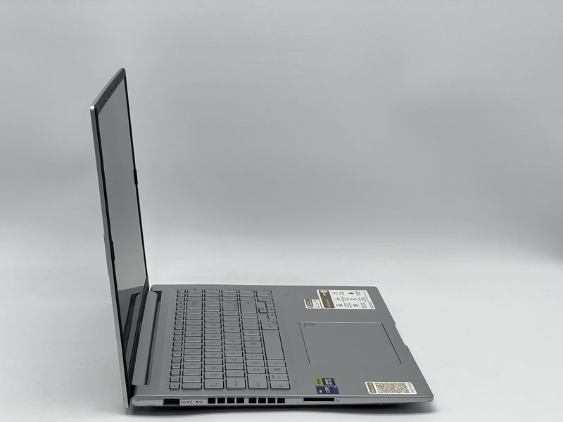 Ноутбук Asus VivoBook 16x K3605V / 16 IPS 60Гц 1920x1200 / i9-13900H / RAM 16 GB / SSD 960 GB / NVIDIA GeForce RTX 4050 / Клас A- / БУ SSVVBK16XK3605VI9405096016IAM фото від Pixel