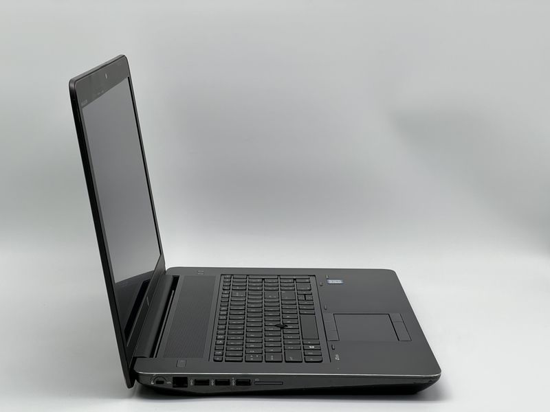 Ноутбук HP ZBook 17 G3 / 17 IPS 60Гц 1920x1080 / Intel Xeon E3-1535M v5 / RAM 32 GB / SSD 480 GB / HDD 1000 GB / NVIDIA Quadro M4000M / Клас B / БУ HPZBK17G3IX400048032IB фото від Pixel