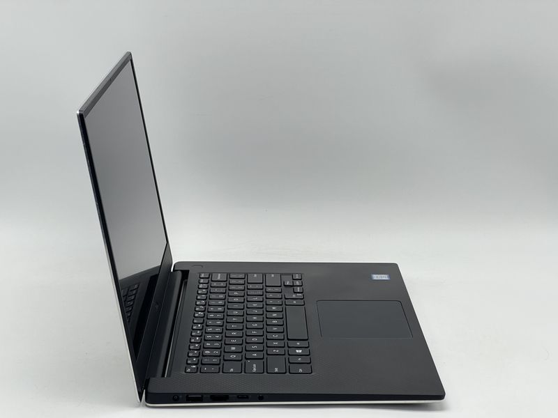 Ноутбук Dell XPS 15 7590 / 15 IPS 60Гц 1920x1080 / i5-9300H / RAM 16 GB / SSD 480 GB / NVIDIA GeForce GTX 1650 / Клас B / БУ DLLXPS157590I5165048016IB фото від Pixel