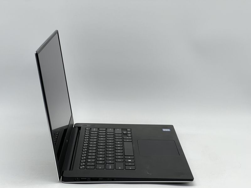 Ноутбук Dell XPS 15 9560 / 15 IPS 60Гц 1920x1080 / i7-7700HQ / RAM 16 GB / SSD 480 GB / NVIDIA GeForce GTX 1050 / Клас B / БУ DLLXPS159560I7105048016IB фото від Pixel
