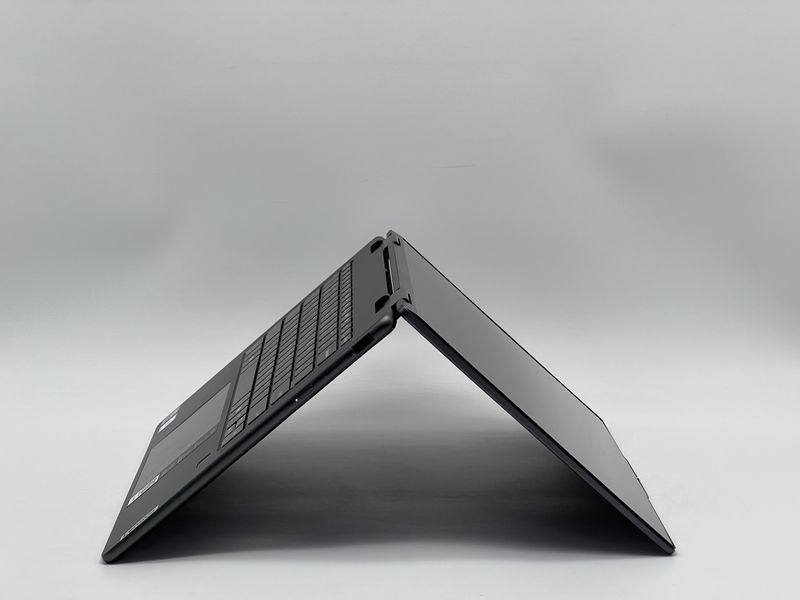 Ноутбук Lenovo Yoga 7 14IML9 / 14 IPS 60Гц 1920x1080 Touch / Intel Core Ultra 5 125U / RAM 16 GB / SSD 240 GB / Intel Arc graphics / Клас B / БУ LNVG714ML9I24016IB фото від Pixel