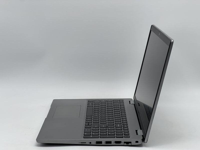 Ноутбук Dell Latitude 5520 / 15 IPS 60Гц 1920x1080 / i5-1145G7 / RAM 16 GB / SSD 240 GB / Intel Iris Xe Graphics / Клас A- / БУ DLLLTTD5520I524016IAM фото від Pixel