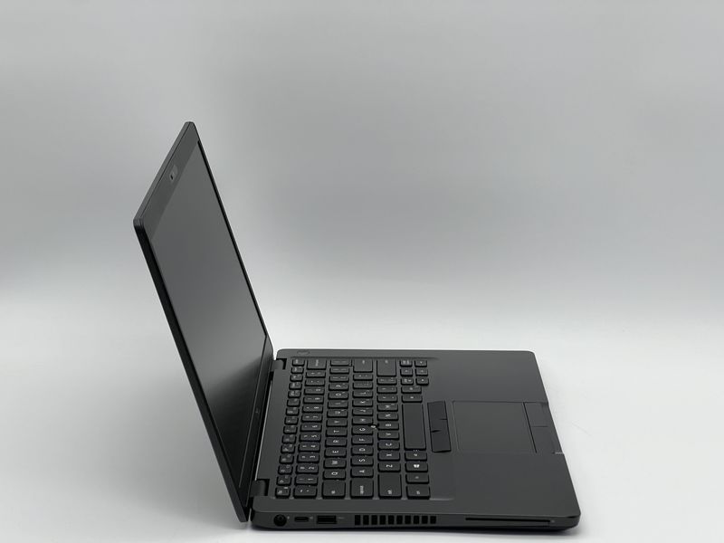 БУ ноутбук Dell Latitude 5400 / 14 TN 60Гц 1920x1080 / i5-8365U / RAM 8 GB / SSD 240 GB / Intel UHD 620 / Клас A- DLLLTTD5400I52408TAM фото від Pixel