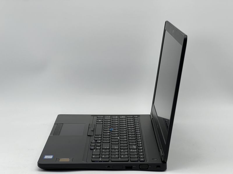 Ноутбук Dell Latitude 5580 / 15 TN 60Гц 1366x768 / i5-6300U / RAM 8 GB / SSD 120 GB / Intel HD Graphics 520 / Клас A- / БУ DLLLTTD5580I51208TAM фото від Pixel