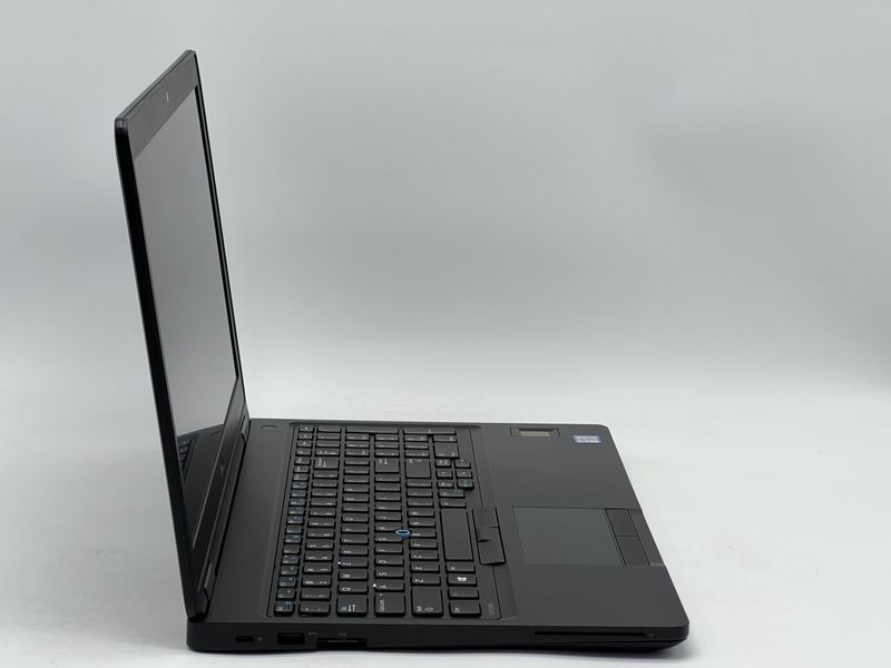 Ноутбук Dell Latitude 5580 / 15 TN 60Гц 1366x768 / i5-6300U / RAM 8 GB / SSD 120 GB / Intel HD Graphics 520 / Клас A- / БУ DLLLTTD5580I51208TAM фото від Pixel