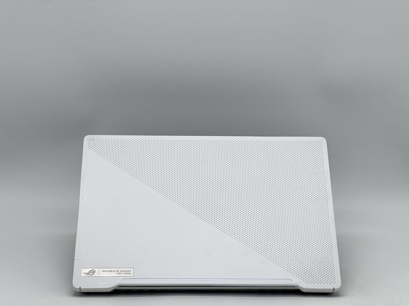 Ноутбук Asus ROG Strix GA401l / 14 IPS 144Гц 1920x1080 / AMD Ryzen 9 4900HS / RAM 24 GB / SSD 960 GB / NVIDIA GeForce RTX 2060 / Клас A- / БУ SSRGSTRXG401LA206096024IAM фото від Pixel