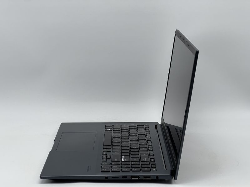 Ноутбук Asus Vivobook Pro 15 M6500XV / 15 IPS 144Гц 1920x1080 / AMD Ryzen 9 7940HS / RAM 32 GB / SSD 960 GB / NVIDIA GeForce RTX 4060 / Клас A- / БУ SSVVBKPR15M6500XVA406096032IAM фото від Pixel