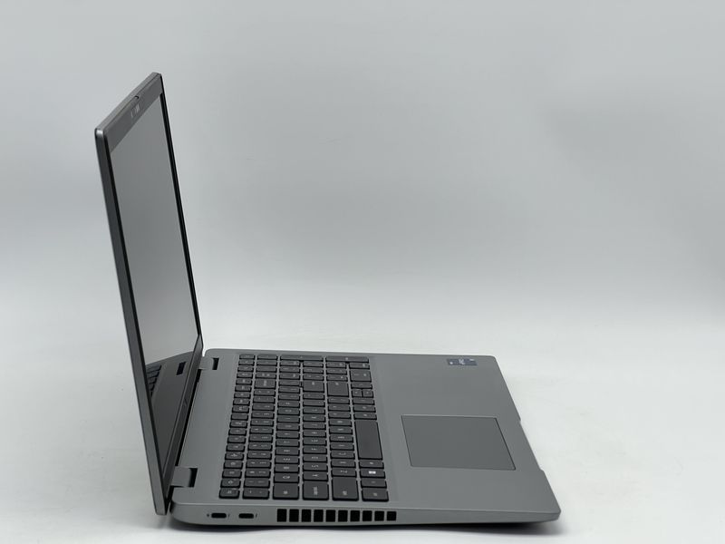 Ноутбук Dell Latitude 5530 / 15 IPS 60Гц 1920x1080 / i5-1245U / RAM 16 GB / SSD 240 GB / Intel UHD Graphics / Клас A- / БУ DLLLTTD5530I524016IAM фото від Pixel