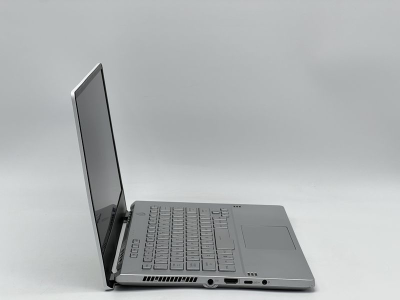 Ноутбук Asus ROG Strix GA401l / 14 IPS 144Гц 1920x1080 / AMD Ryzen 9 4900HS / RAM 24 GB / SSD 960 GB / NVIDIA GeForce RTX 2060 / Клас A- / БУ SSRGSTRXG401LA206096024IAM фото від Pixel