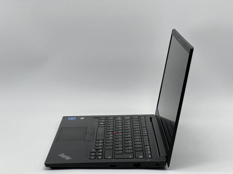 Ноутбук Lenovo ThinkPad E14 Gen 4 / 14 IPS 60Гц 1920x1080 / i3-1215U / RAM 16 GB / SSD 240 GB / Intel UHD Graphics / Клас B / БУ LNVTHNKPD14GN4I324016IB фото від Pixel