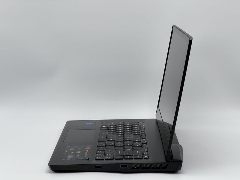 Ноутбук MSI Vector GP66HX / 15 IPS 165Гц 2560x1440 / i7-12800HX / RAM 16 GB / SSD 240 GB / Intel Iris Xe Graphics / Клас B / БУ MSVCTRGP66HXI724016IB фото від Pixel
