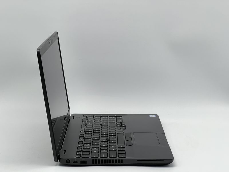 Ноутбук Dell Latitude 5501 / 15 IPS 60Гц 1920x1080 / i5-9400H / RAM 16 GB / SSD 240 GB / NVIDIA GeForce MX 150 / Клас B / БУ DLLLTTD5501I515024016IB фото від Pixel