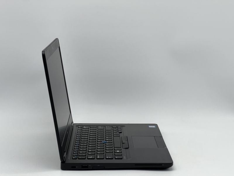 Ноутбук Dell Latitude 5480 / 14 TN 60Гц 1366x768 / i5-6300U / RAM 8 GB / SSD 120 GB / Intel HD Graphics 520 / Клас A- / БУ DLLLTTD5480I51208TAM фото від Pixel