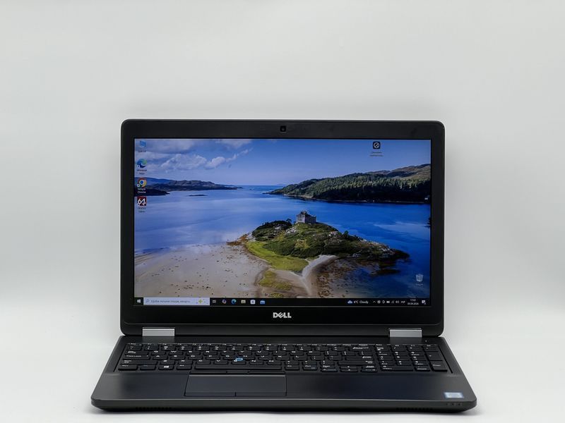 Ноутбук Dell Latitude E5570 / 15 IPS 60Гц 1920x1080 / i3-6100U / RAM 8 GB / SSD 240 GB / Intel HD Graphics 520 / Клас A- / БУ DLLLTTD5570I32408IAM фото від Pixel