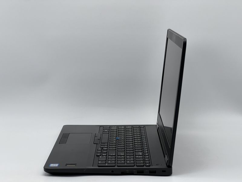 Ноутбук Dell Latitude E5570 / 15 TN 60Гц 1366x768 / i5-6300U / RAM 8 GB / SSD 240 GB / Intel HD Graphics 520 / Клас A- / БУ DLLLTTD5570I52408TAM фото від Pixel