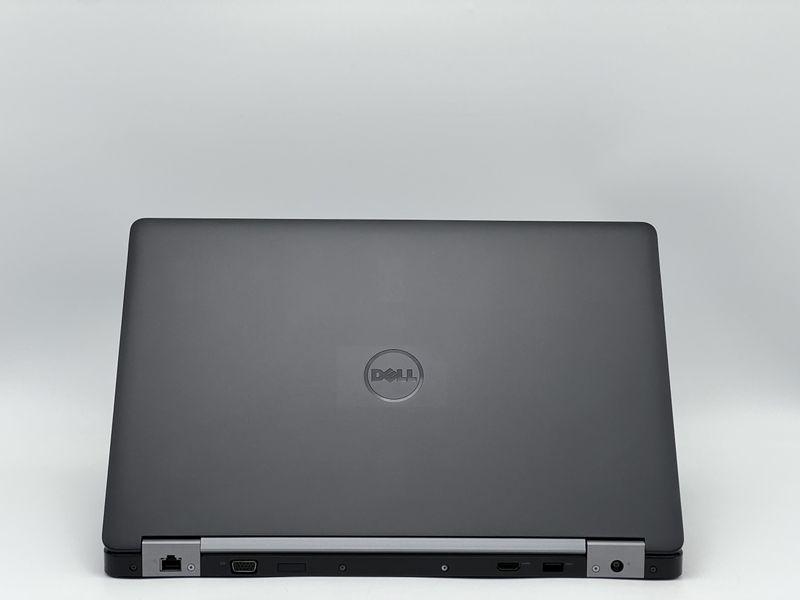 Ноутбук Dell Latitude E5570 / 15 TN 60Гц 1366x768 / i5-6300U / RAM 8 GB / SSD 240 GB / Intel HD Graphics 520 / Клас A- / БУ DLLLTTD5570I52408TAM фото від Pixel