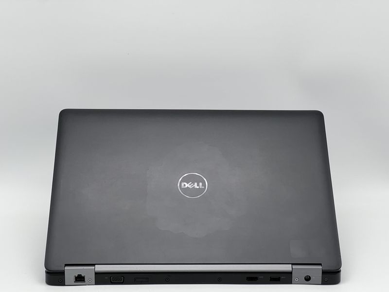 Ноутбук Dell Latitude E5570 / 15 TN 60Гц 1366x768 / i3-6100U / RAM 16 GB / SSD 240 GB / Intel HD 520 / Клас B / БУ DLLLTTD5570I324016TB фото від Pixel