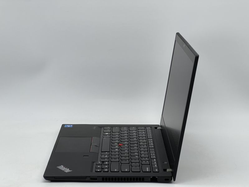 Ноутбук Lenovo ThinkPad T14 Gen 2 / 14 IPS 60Гц 1920x1080 / i5-1145G7 / RAM 16 GB / SSD 240 GB / Intel Iris Xe Graphics / Клас B / БУ LNVTHNKPDT14GN2I524016IB фото від Pixel