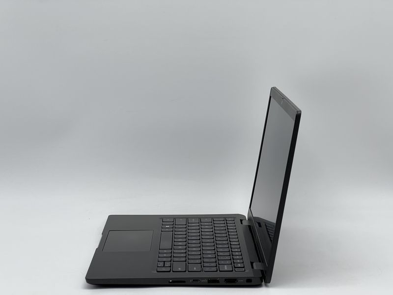 Ноутбук Dell Latitude 7330 / 13 IPS 1920x1080 / i7-1265U / RAM 16 GB / SSD 240 GB / Intel Iris Xe Graphics / Клас B / БУ DLLLTTD7330I724016IB фото від Pixel