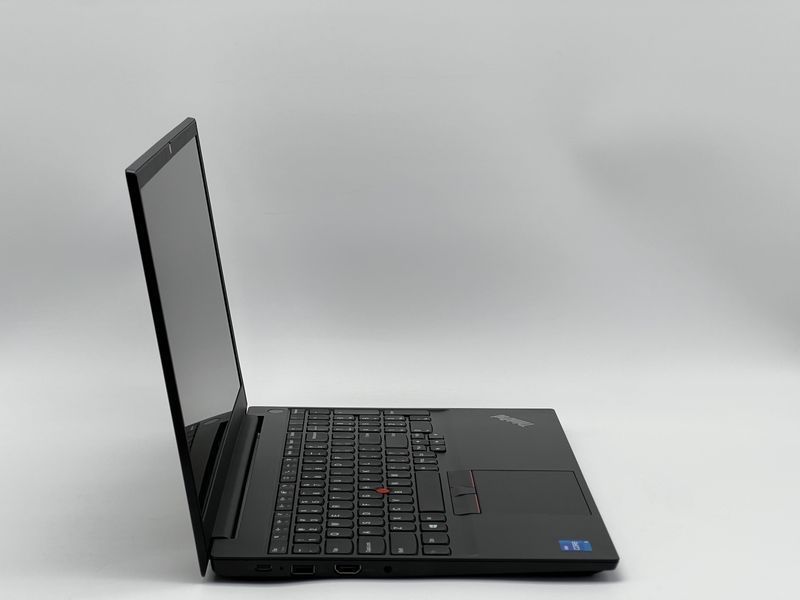 Ноутбук Lenovo ThinkPad E15 Gen 2 / 15 TN 63Гц 1920x1080 / i5-1135G7 / RAM 16 GB / SSD 240 GB / Intel Iris Xe Graphics / Клас B / БУ LNVTHNKPD15GN2I524016TB фото від Pixel