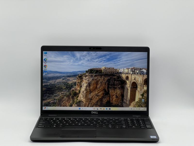 Ноутбук Dell Latitude 5500 / 15 IPS 60Гц 1920x1080 / i5-8265U / RAM 16 GB / SSD 240 GB / Intel UHD Graphics 620 / Клас B / БУ DLLLTTD5500I524016IB фото від Pixel