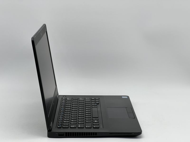 Ноутбук Dell Latitude E5470 / 14 TN 60Гц 1366x768 / i5-6440HQ / RAM 8 GB / SSD 120 GB / Intel HD Graphics 530 / Клас A- / БУ DLLLTTD5470I51208TAM фото від Pixel