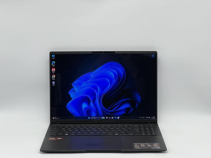 Ноутбук Asus VivoBook S16 M5606WA / 16 OLED 120Гц 3200x2000 / AMD Ryzen AI 9 HX 370 / RAM 32 GB / SSD 960 GB / AMD Radeon 890M / Клас A- / БУ SSVVBKS16M5606WA96032OAM фото від Pixel
